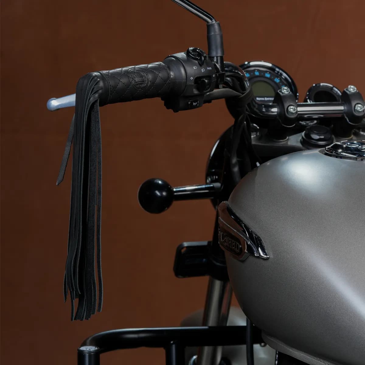 Tasselled Grip Covers (Short)