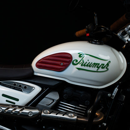 Straight Tankpads (Triumph)