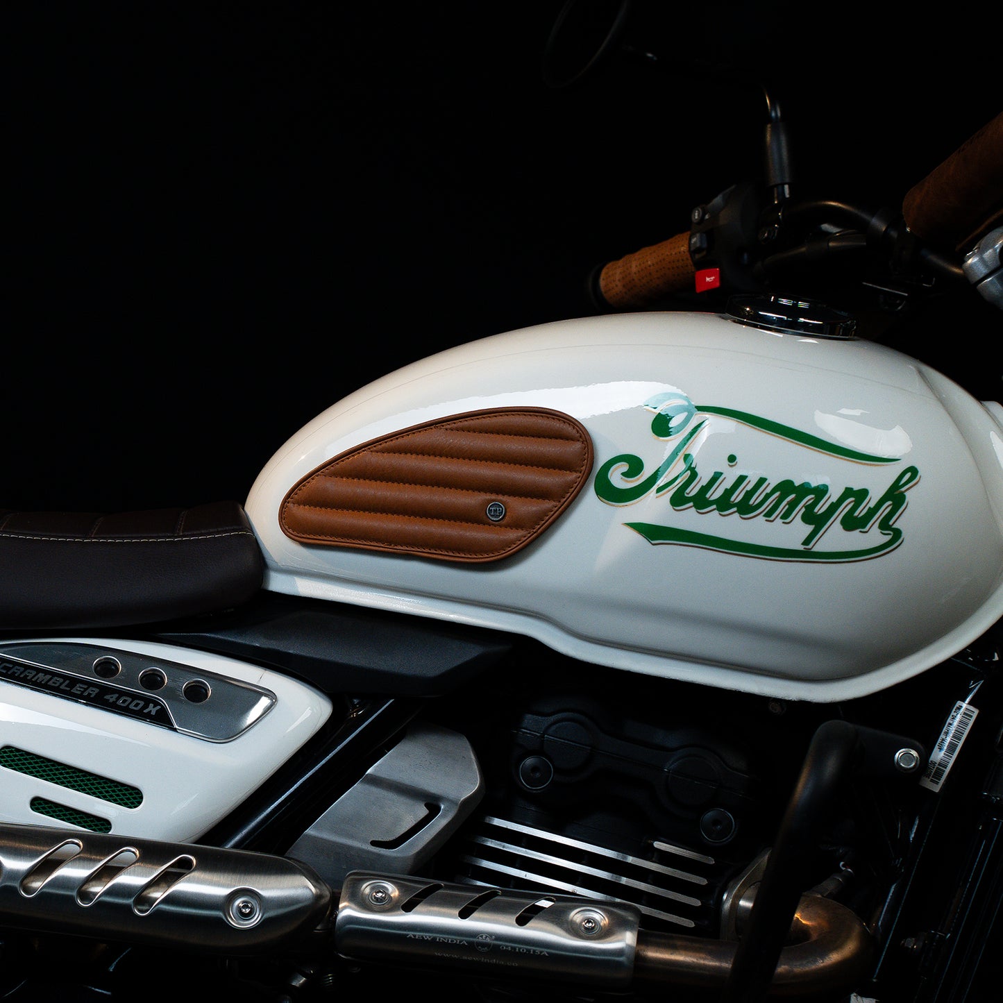 Straight Tankpads (Triumph)